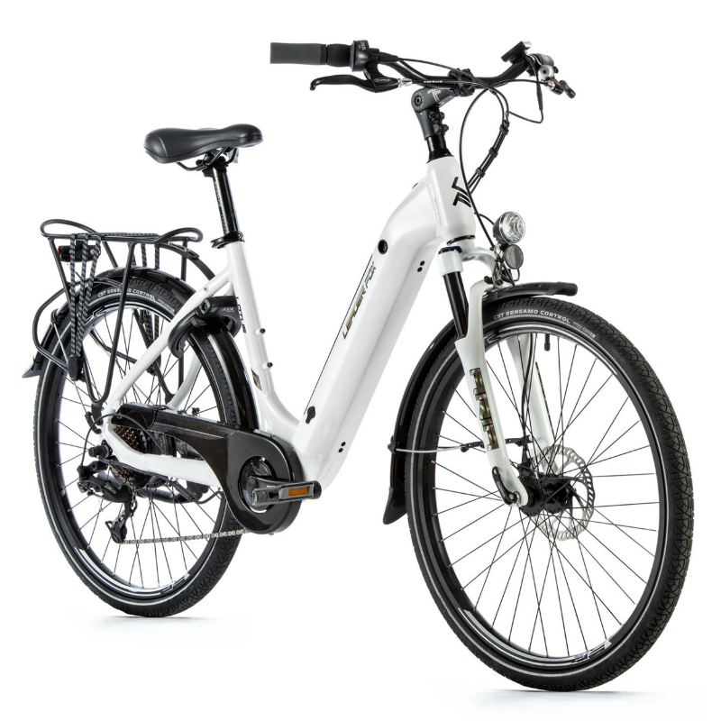 VELO ELECTRIQUE-VAE CITY 26 LEADER FOX LOTUS MIXTE BLANC 7V MOTEUR ROUE AR BAFANG 36V 45NM BATTERIE 15AH (18'' - H46CM - TAILLE M - POUR ADULTE DE 168CM à 178CM)