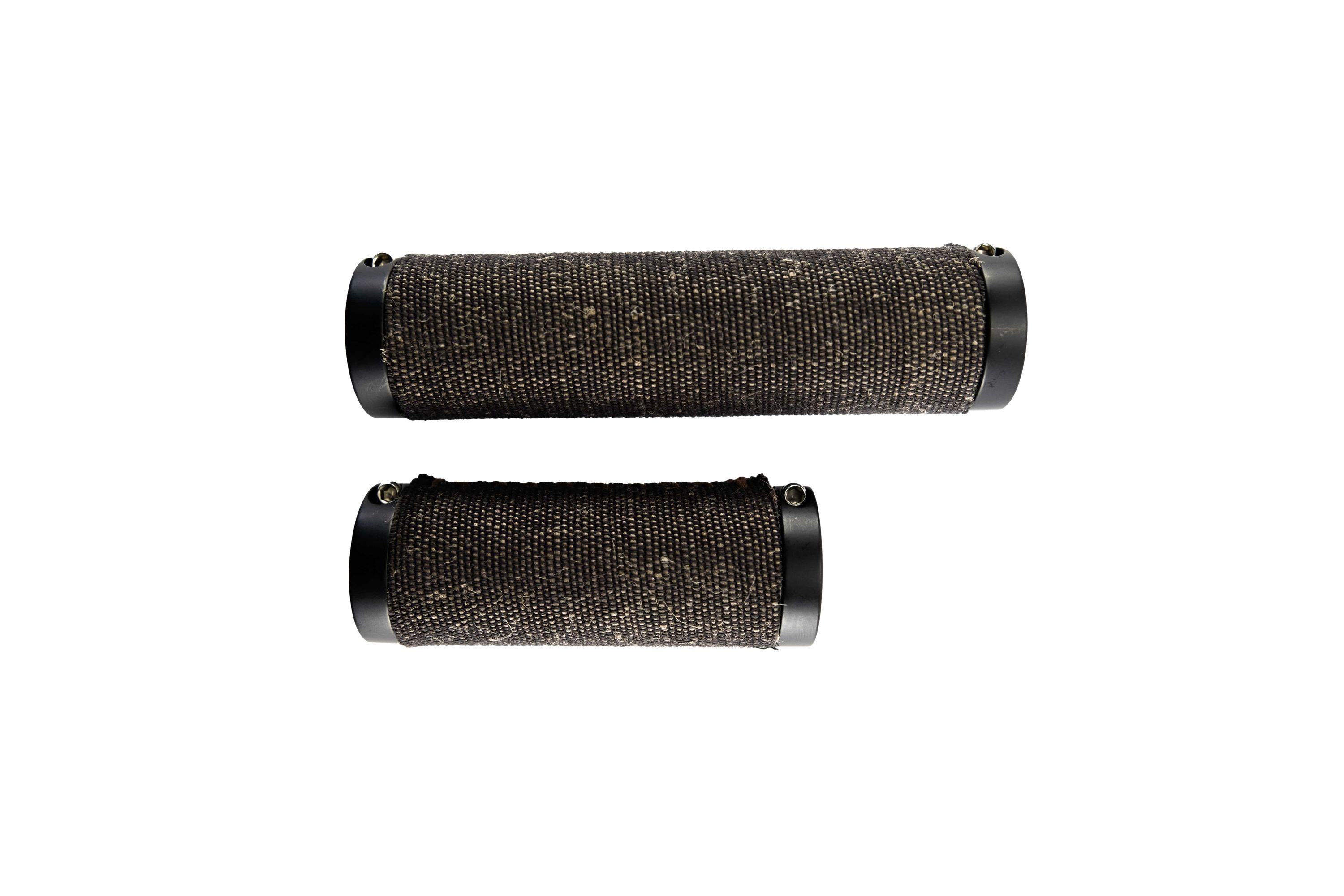 NG SPORTS KALPASEE RECYCLE LOCK-ON GRIP, 130/90/33MM, COSMIC BLACK NG SPORTS KALPASEE RECYCLE LOCK-ON GRIP, 130/90/33MM, COSMIC BLACK