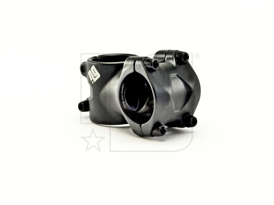 NG SPORTS LYNG STEM, 31.8MM, 40MM, 6°, BLACK MATTE NG SPORTS LYNG STEM, 31.8MM, 40MM, 6°, BLACK MATTE