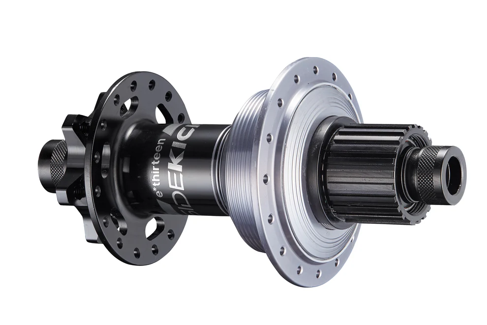 E*THIRTEEN SIDEKICK SUPER BOOST HUB RW, 32 H., 157X12MM, MICROSPLINE, BLACK/STERLING SILVER E*THIRTEEN SIDEKICK SUPER BOOST HUB RW, 32 H., 157X12MM, MICROSPLINE, BLACK/STERLING SILVER