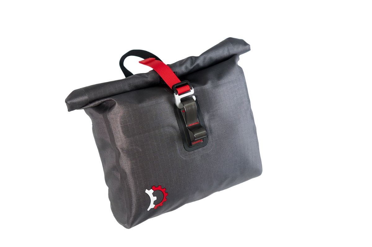 REVELATE DESIGNS EGRESS POCKET HANDLEBAR BAG, 2.8L, WATERPROOF, BLACK REVELATE DESIGNS EGRESS POCKET HANDLEBAR BAG, 2.8L, WATERPROOF, BLACK
