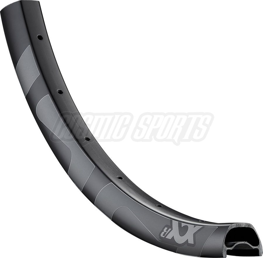 E*THIRTEEN XCX RACE CARBON RIM, 29", 28 H., 24MM, BLACK E*THIRTEEN XCX RACE CARBON RIM, 29", 28 H., 24MM, BLACK