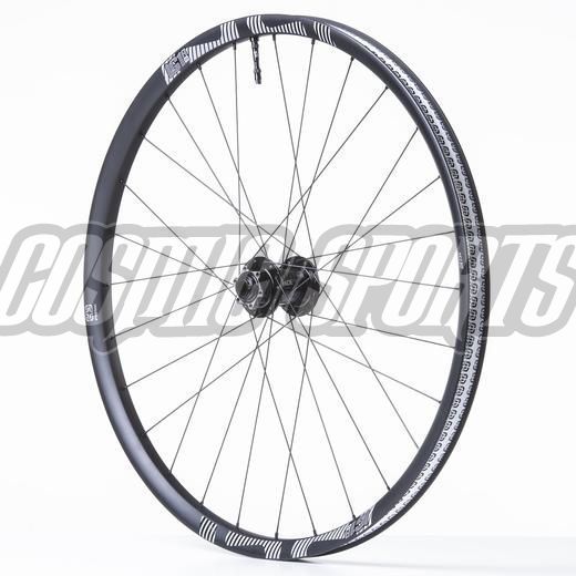 E*THIRTEEN LG1 RACE CARBON BOOST WHEEL FW, 27.5", 110X15MM, 28H., 30MM, BLACK E*THIRTEEN LG1 RACE CARBON BOOST WHEEL FW, 27.5", 110X15MM, 28H., 30MM, BLACK