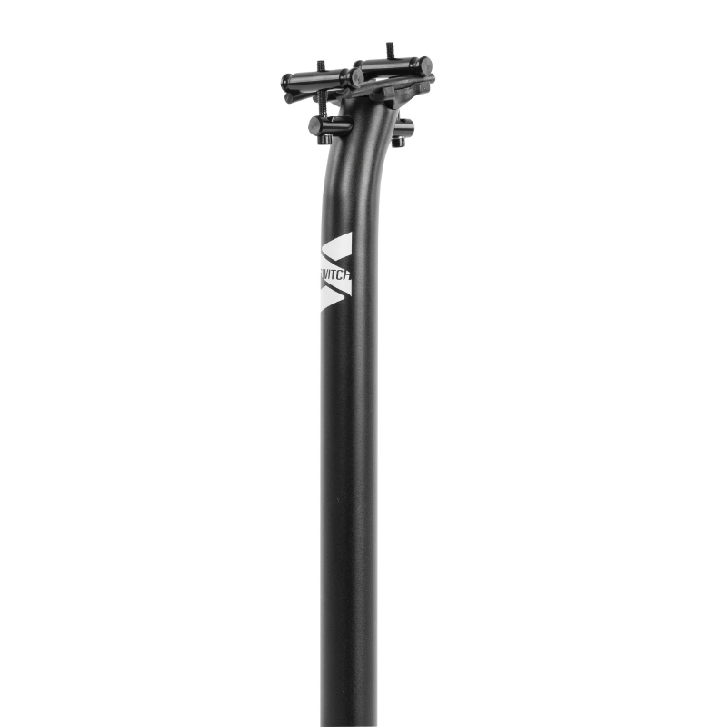 TIGE DE SELLE VTT SWITCH BACK ALU NOIR DIAM. 31.6 L390MM RECUL 20MM TIGE DE SELLE VTT SWITCH BACK ALU NOIR DIAM. 31.6 L390MM RECUL 20MM