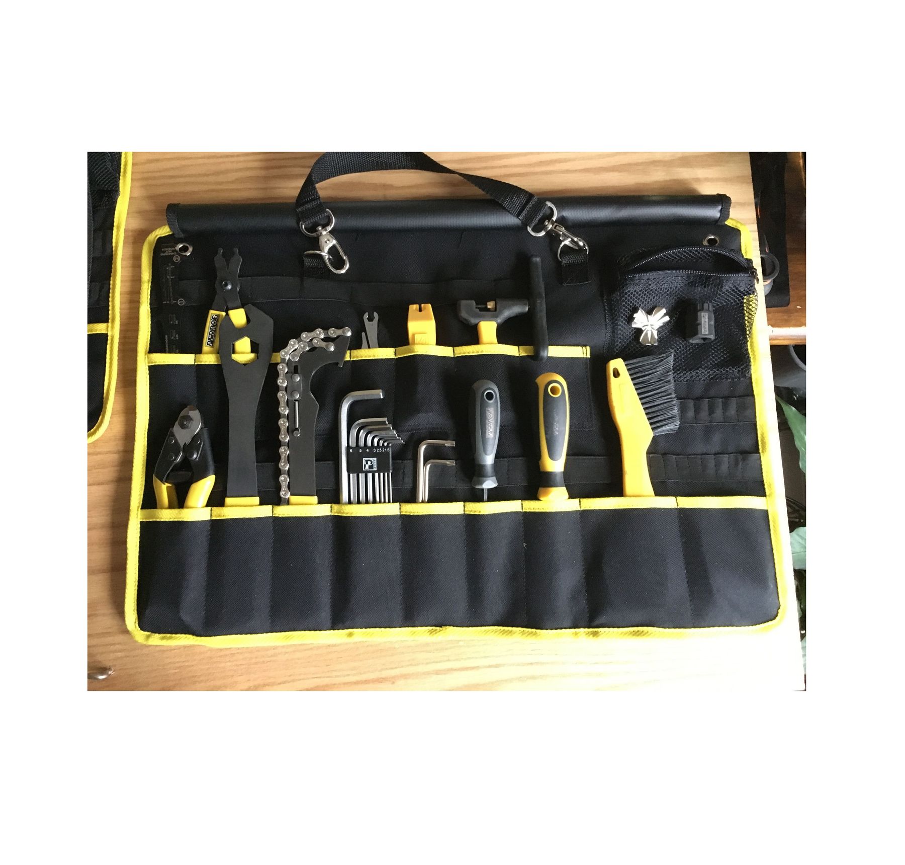 PEDRO`S BURRITO TOOL KIT, 24 PCS. PORTABLE TOOL KIT