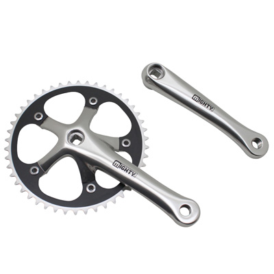 PEDALIER ROUTE FIXIE 3.30 ALU ARGENT 165MM PLATEAU 46D. (FIXIE - SINGLESPEED) DIAM. 130MM PEDALIER ROUTE FIXIE 3.30 ALU ARGENT 165MM PLATEAU 46D. (FIXIE - SINGLESPEED) DIAM. 130MM