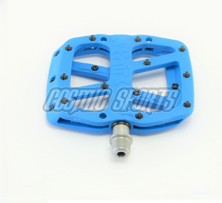 E*THIRTEEN BASE PLATFORM-PEDAL, 22 PINS, ONE SIZE E*THIRTEEN BASE PLATFORM-PEDAL, 22 PINS, ONE SIZE