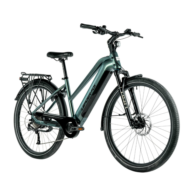 VELO ELECTRIQUE-VAE VTC 29 LEADER FOX SANDY FEMME VERT EMERAUDE BRILLANT 9V MOTEUR ROUE AR BAFANG 36V 45NM BATTERIE 20AH (16,5'' - H43CM - TAILLE S - POUR ADULTE DE 158CM à 168CM)