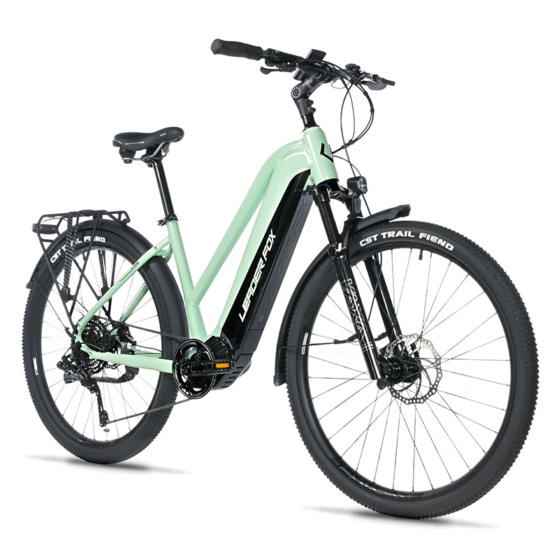 VELO ELECTRIQUE-VAE CITY 28 LEADER FOX BARNET 2025 FEMME VERT D'EAU 9V MOTEUR CENTRAL BAFANG M510 36V 95NM BATTERIE 20AH (18'' - H46CM - TAILLE M - POUR ADULTE DE 168CM à 178CM) VELO ELECTRIQUE-VAE CITY 28 LEADER FOX BARNET 2025 FEMME VERT D'EAU 9V MOTEUR CENTRAL BAFANG M510 36V 95NM BATTERIE 20AH (18'' - H46CM - TAILLE M - POUR ADULTE DE 168CM à 178CM)